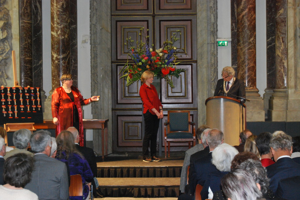 Marianne Versteegh, Ridder in de Orde van Oranje Nassau 2015 burgemeester Van der Laan Amsterdam
